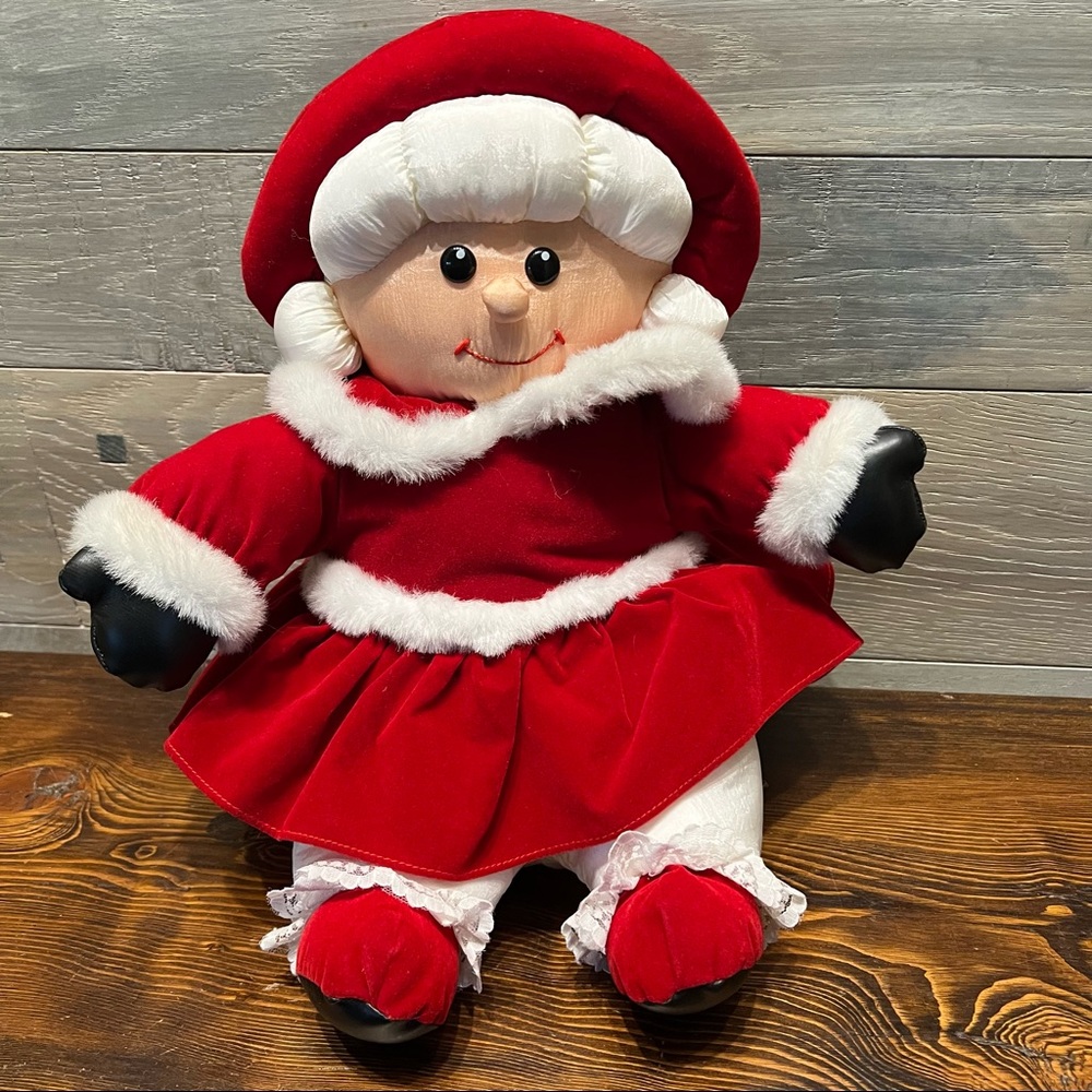 Vintage MRS SANTA CLAUS 13" Squeezable Satin Plush‎ Velvet Cuddly Soft